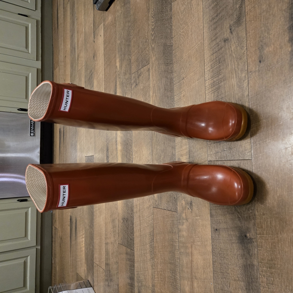 Hunter Tall Rubber Boots With Down-filled Liners